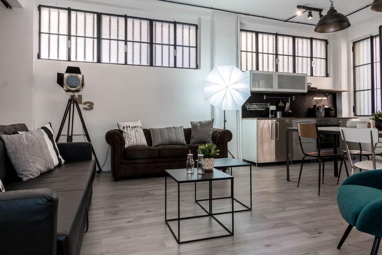 Joivy Exclusive Apt For 4 In Navigli Near Parks Milan Luaran gambar